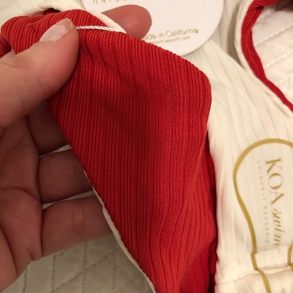 KOA NWT Catalina XS swimsuit Reversible - Picture 6 of 6